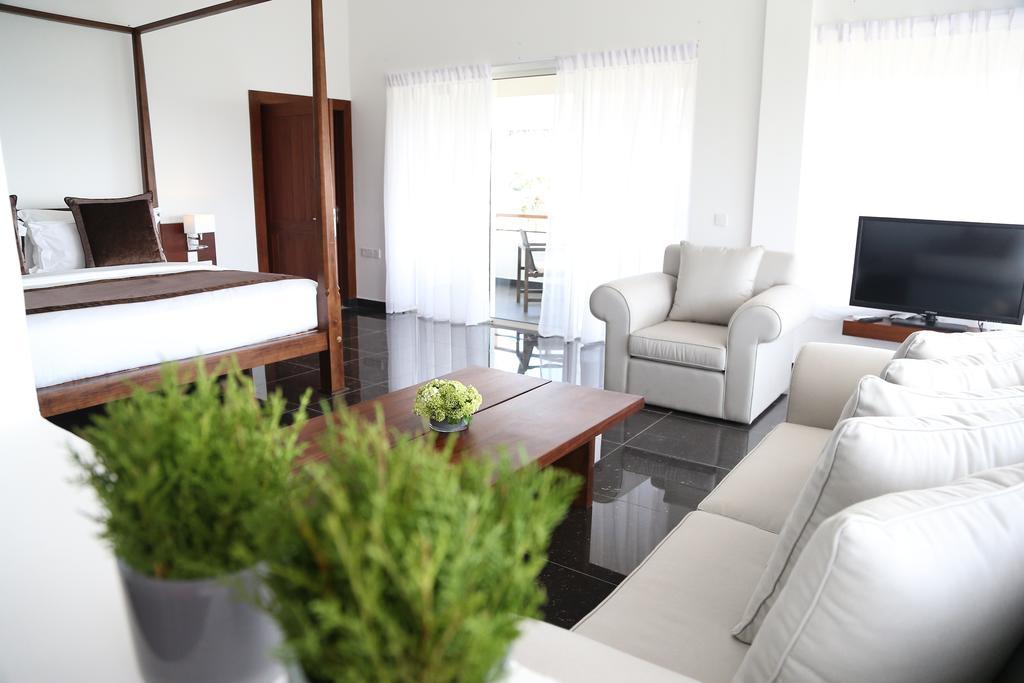 Anilana Pasikuda Hotel Passikudah Buitenkant foto